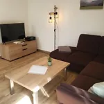 Am Aeppelsberg شقة