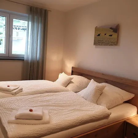 Am Aeppelsberg Apartment *