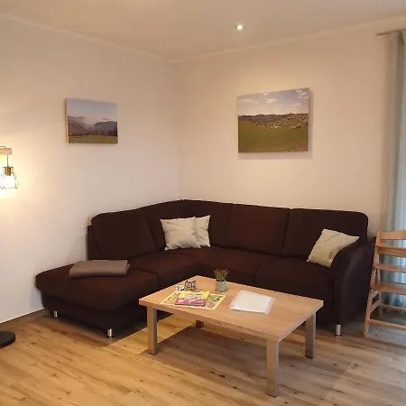 Am Aeppelsberg * Volkesfeld