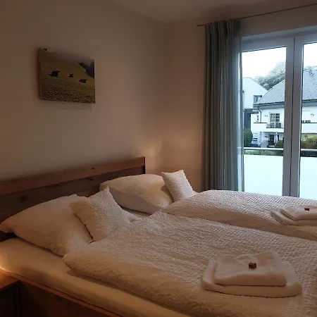 Am Aeppelsberg * Volkesfeld