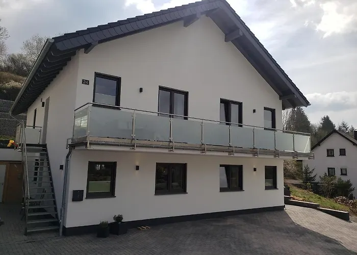 Am Aeppelsberg * Volkesfeld